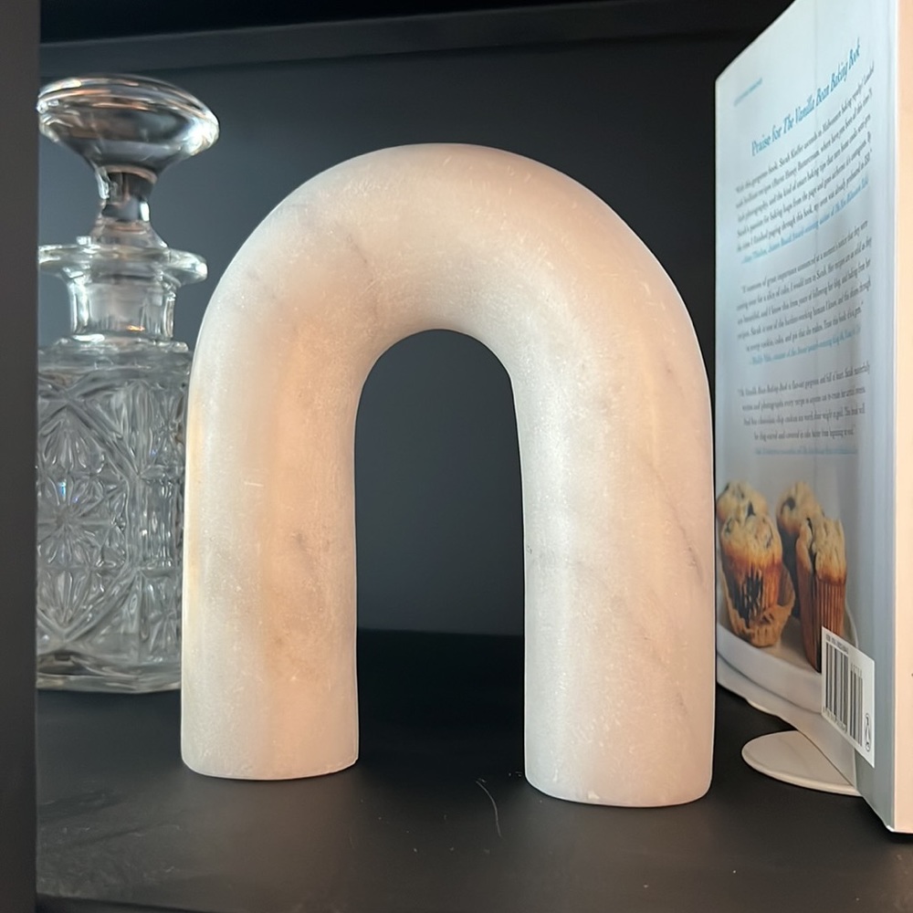 Marble Arch Decor